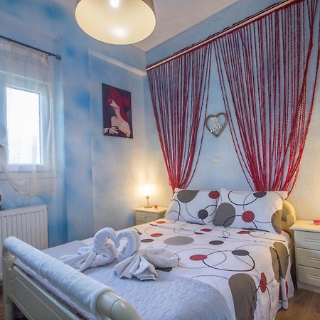 Appartamento Frasta'S Rose Plaka  Esterno foto